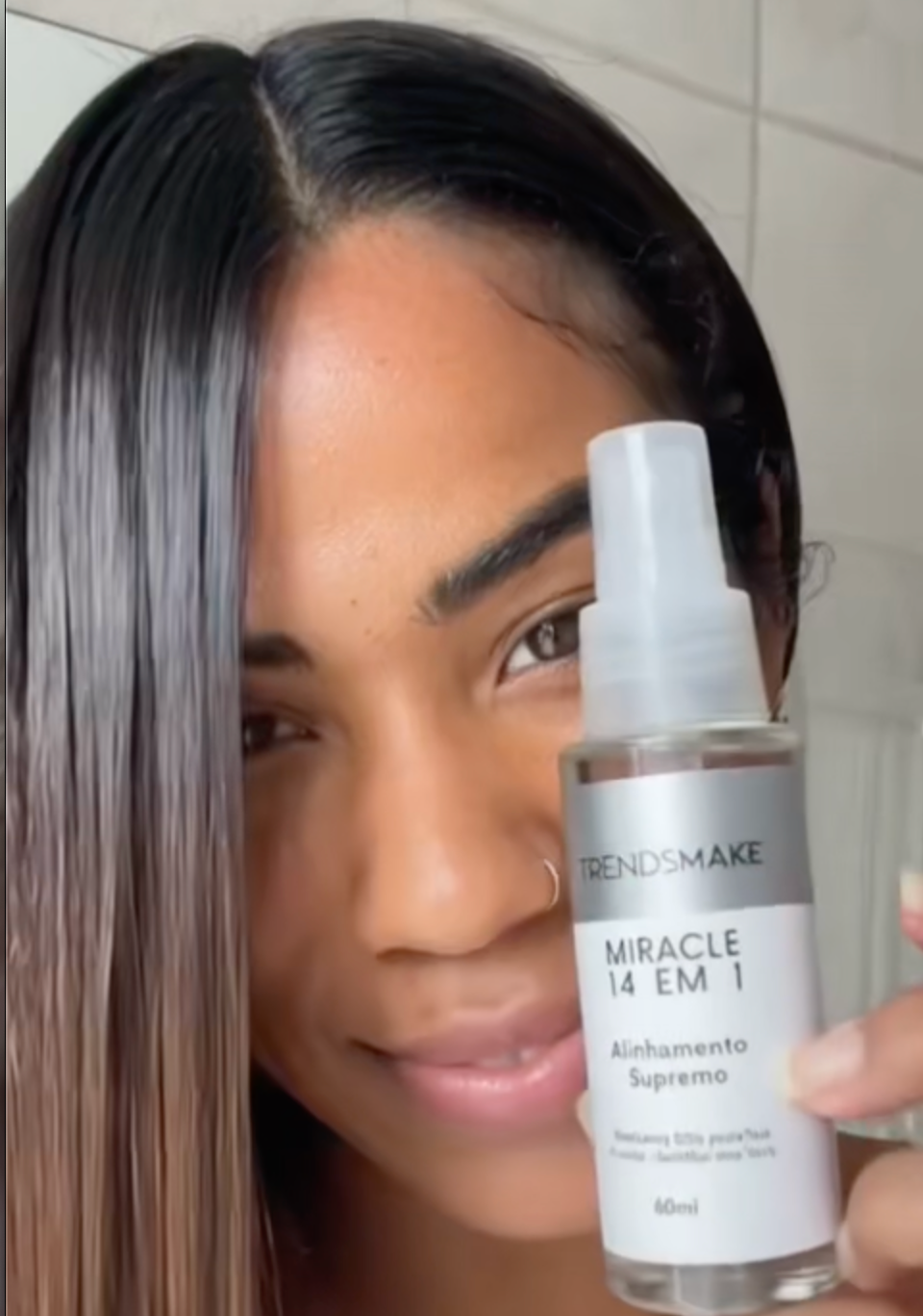 Miracle 14 em 1 Trendsmake – Spray Capilar Líquido para Blindagem dos Fios